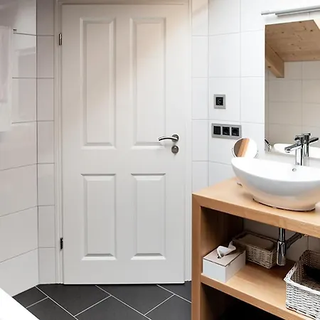 شقة Constantin Luxus-appartments *